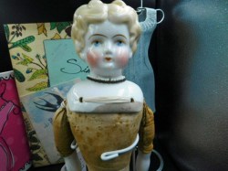 china head blonde nude tops